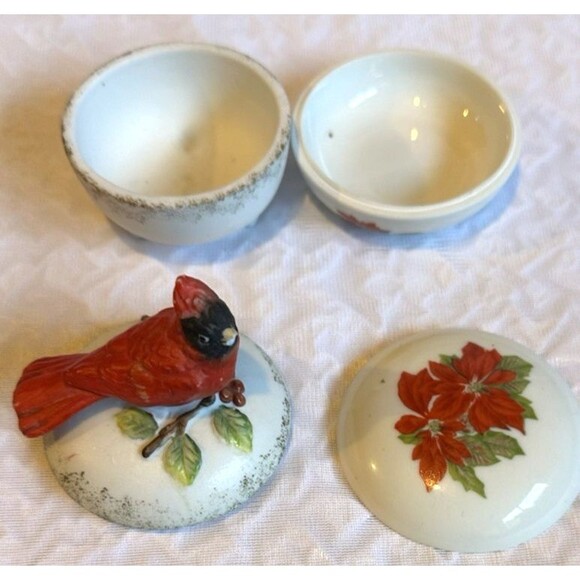 Cardinal red bird figure and poinsettia jewelry box bowls small cute knick knack - Picture 11 of 16
